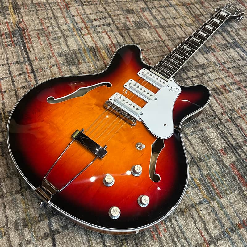 USED Vox Bobcat S66 w/ Case - Sunburst