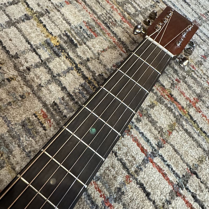 Martin Road Series 000E 14-Fret Retro Plus Mahogany - Natural w/ Soft Case