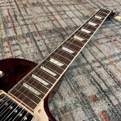 Gibson Les Paul Studio w/Case - Wine Red