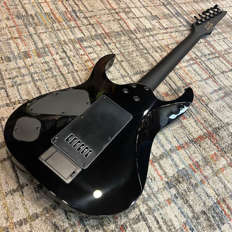 Ibanez RGR52ET-BK Axe Design Lab w/Evertune Bridge