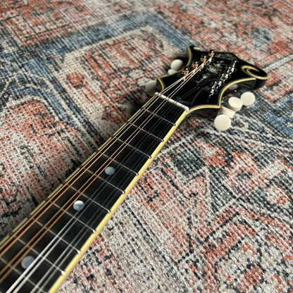 The Loar LM-600-VS F-Style Mandolin - Vintage Sunburst