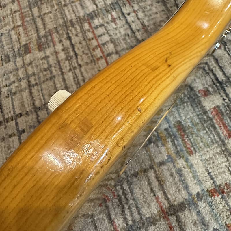Fender 1972 Stratocaster with 3-Bolt Neck, Rosewood Fretboard - Natural
