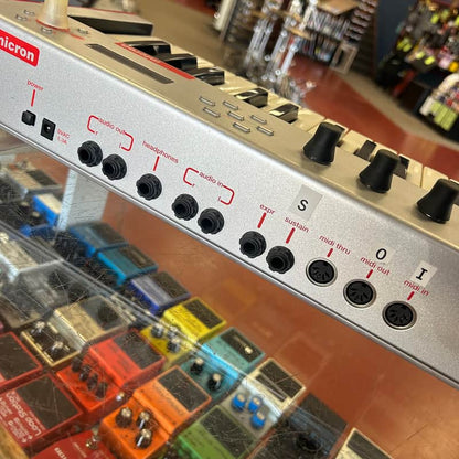 USED Alesis Micron 37-Key Synthesizer - Silver