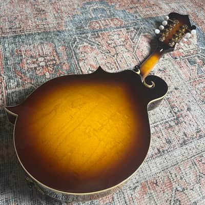 USED Kentucky KM-630 F-Style Mandolin w/ Case - Sunburst
