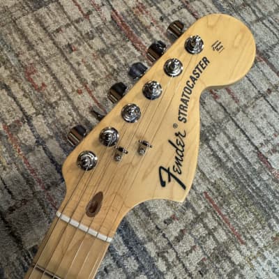 USED Fender FSR American Special Hand-Stained Stratocaster with Maple Fretboard - Satin Honey Burst