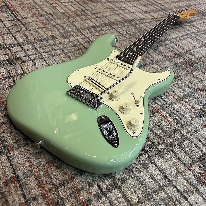 USED Fender Player II Stratocaster - Birch Green