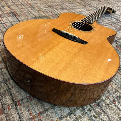 USED Goodall WJC Custom Acoustic Guitar (Made in Hawaii) w/ Case - Natural Gloss