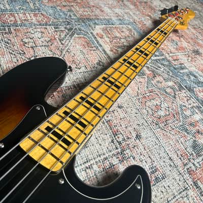 USED G&L Tribute Series JB 2020s - 3-Tone Sunburst W/ Case