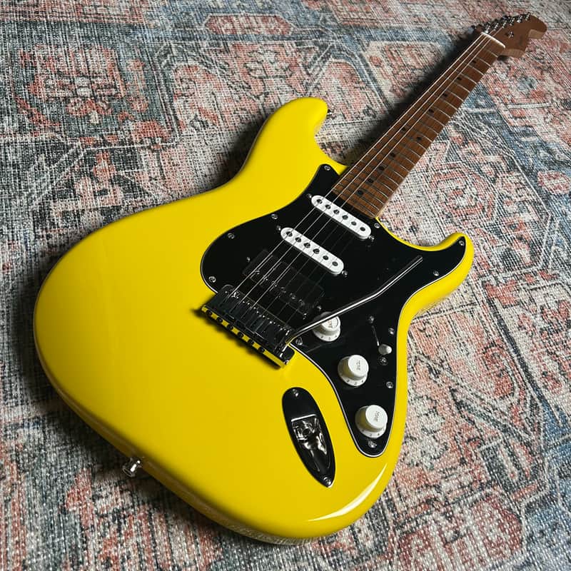 Fender American Ultra II Strat HSS Dealer Exclusive w/ Case - Graffiti Yellow