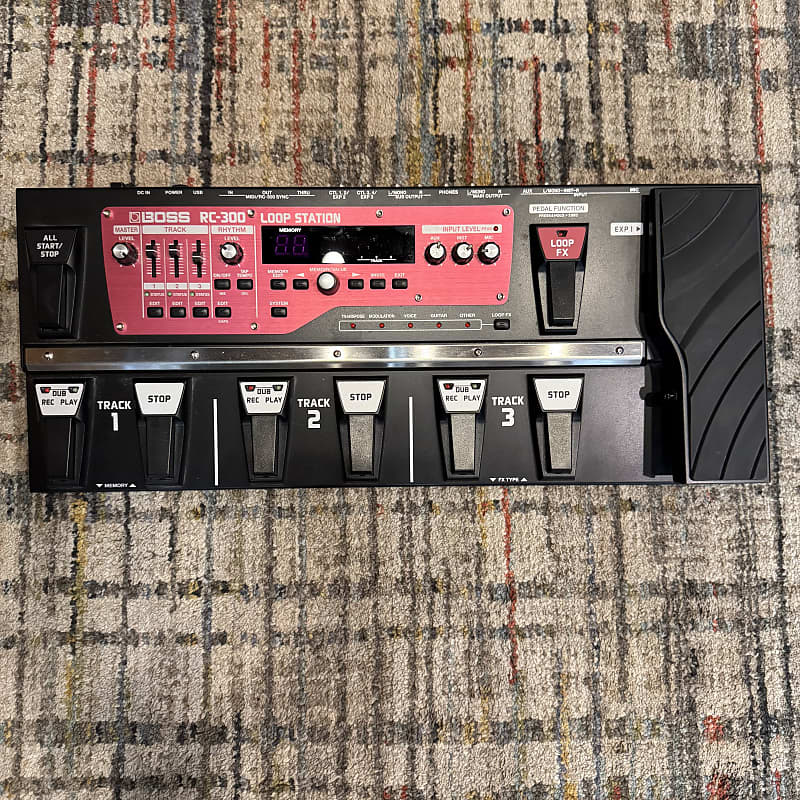 USED Boss RC-300 Loop Station w/ Bag