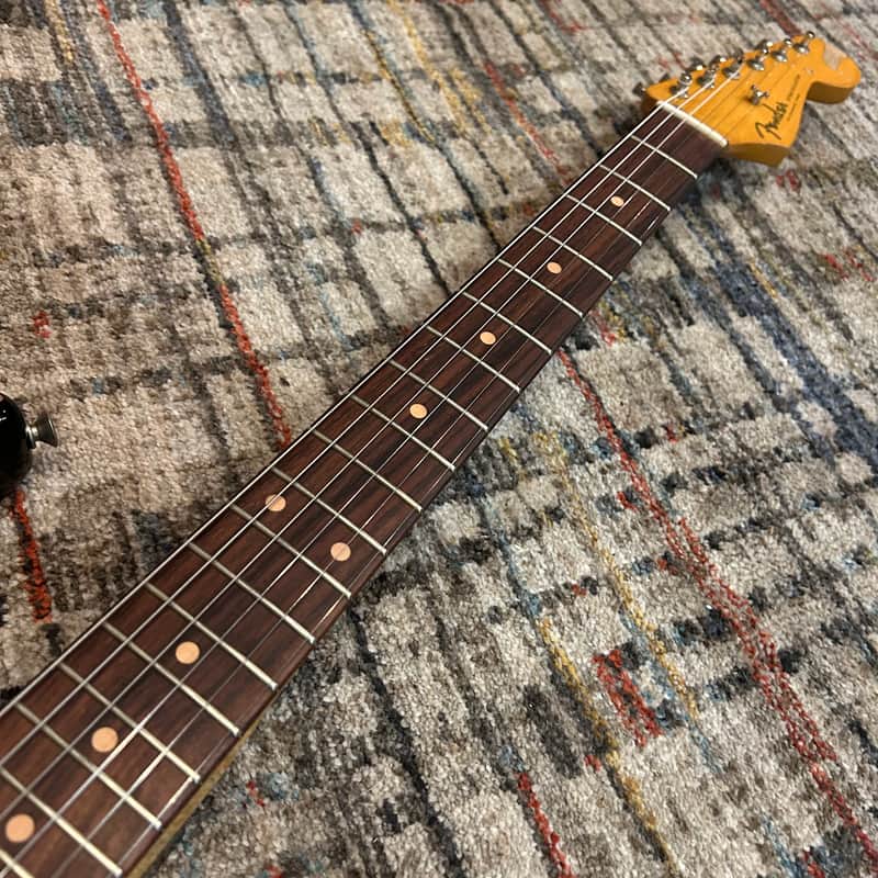 Fender Mike McCready Stratocaster w/ Deluxe Case - Road Worn 3-Color Sunburst