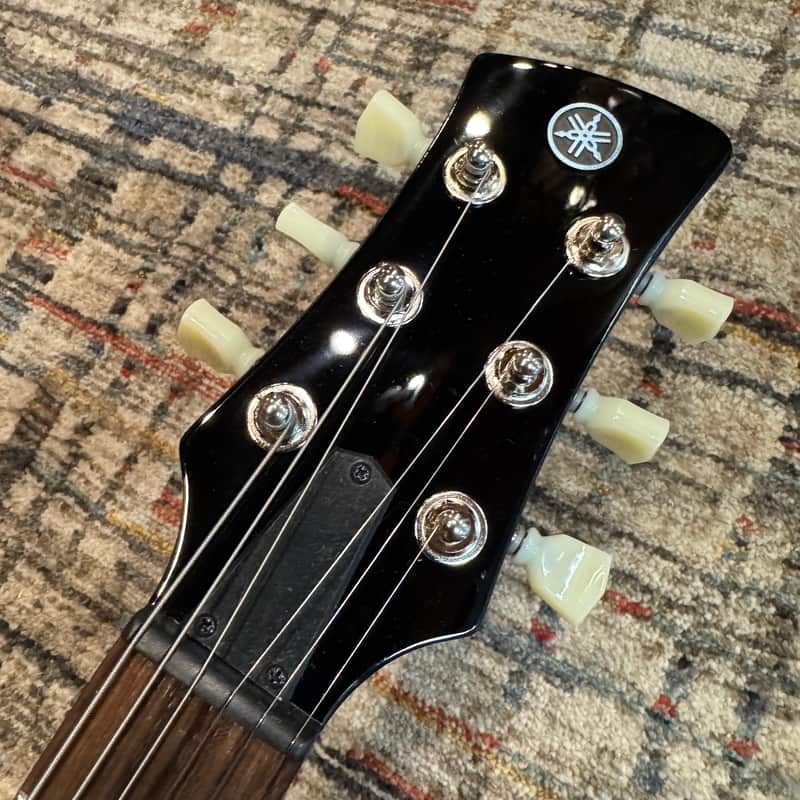 Yamaha RSE20 Revstar Element - Swift Blue