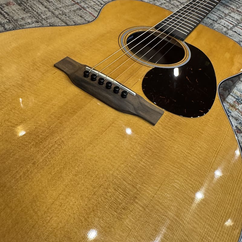 Martin Road Series 000E 14-Fret Retro Plus Mahogany - Natural w/ Soft Case