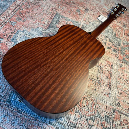 Martin 00-10E Retro Joe Bonamassa Signature 2026 – 1937 Sunburst w/ Soft Case
