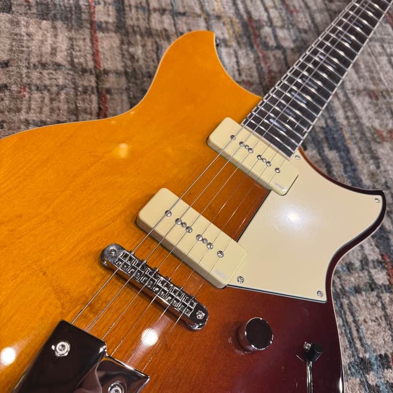 Yamaha RSS02T Revstar Standard P90 w/Deluxe Gig Bag - Sunset Burst