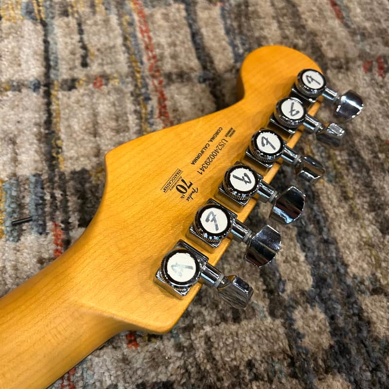 Fender American Ultra II Stratocaster w/ Molded Case - Noble Blue