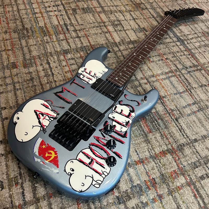 Fender Tom Morello "Arm The Homeless" Signature Stratocaster w/ Case - Ice Blue Metallic