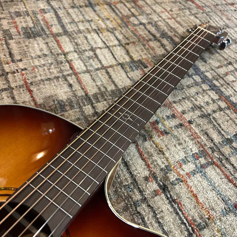 Alvarez Artist Series ABT60CESHB Baritone - Shadowburst