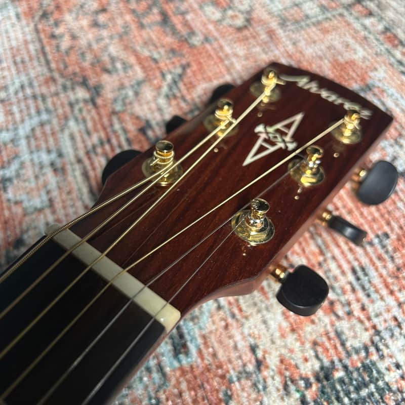 USED Alvarez Masterworks Series MGA66E-SHB w/ Case - Shadowburst