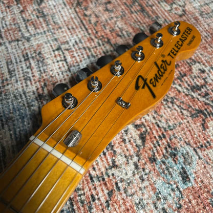 Fender American Vintage II '72 Telecaster Thinline w/Case - Candy Apple Red