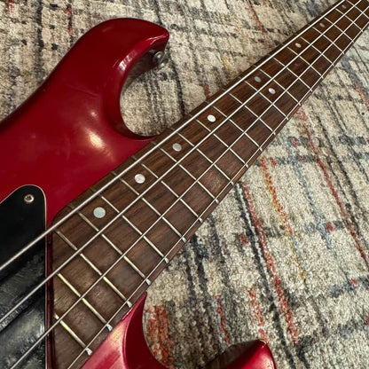 USED Vintage 1982 Gibson Victory Standard Bass - Candy Apple Red