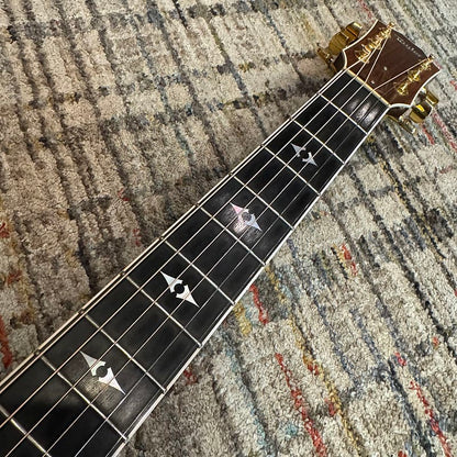 USED Taylor 810 (2003) w/ Case
