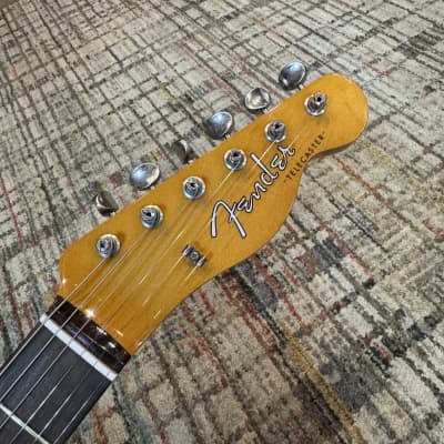 Fender Vintera II Road Worn '60s Telecaster - Burgundy Mist Metallic