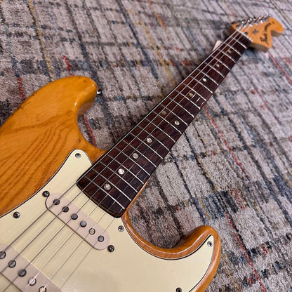 Fender 1972 Stratocaster with 3-Bolt Neck, Rosewood Fretboard - Natural