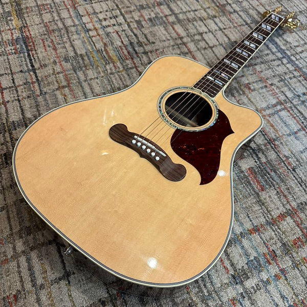 Gibson Songwriter Standard EC Rosewood front view Antique Natural
