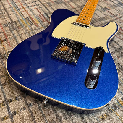 USED Fender American Ultra Telecaster - Cobra Blue