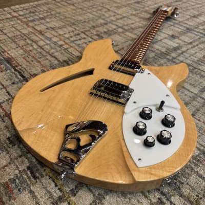 USED Rickenbacker 360 1990 - 2011 - Mapleglo