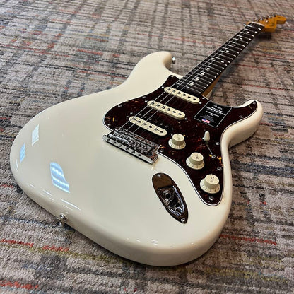 Fender American Professional II Stratocaster HSS- Olympic White