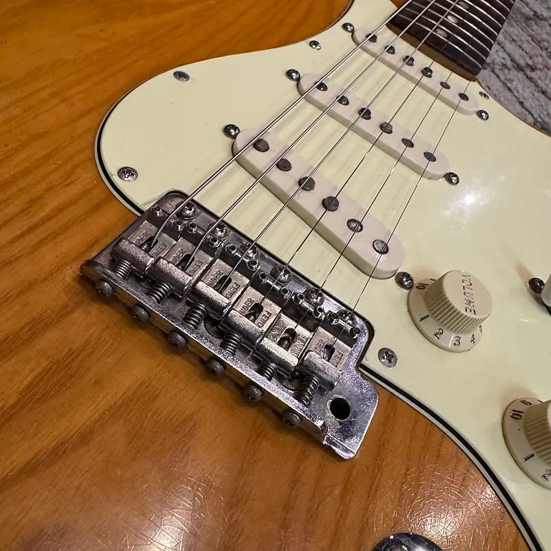 Fender 1972 Stratocaster with 3-Bolt Neck, Rosewood Fretboard - Natural