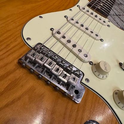 Fender 1972 Stratocaster with 3-Bolt Neck, Rosewood Fretboard - Natural