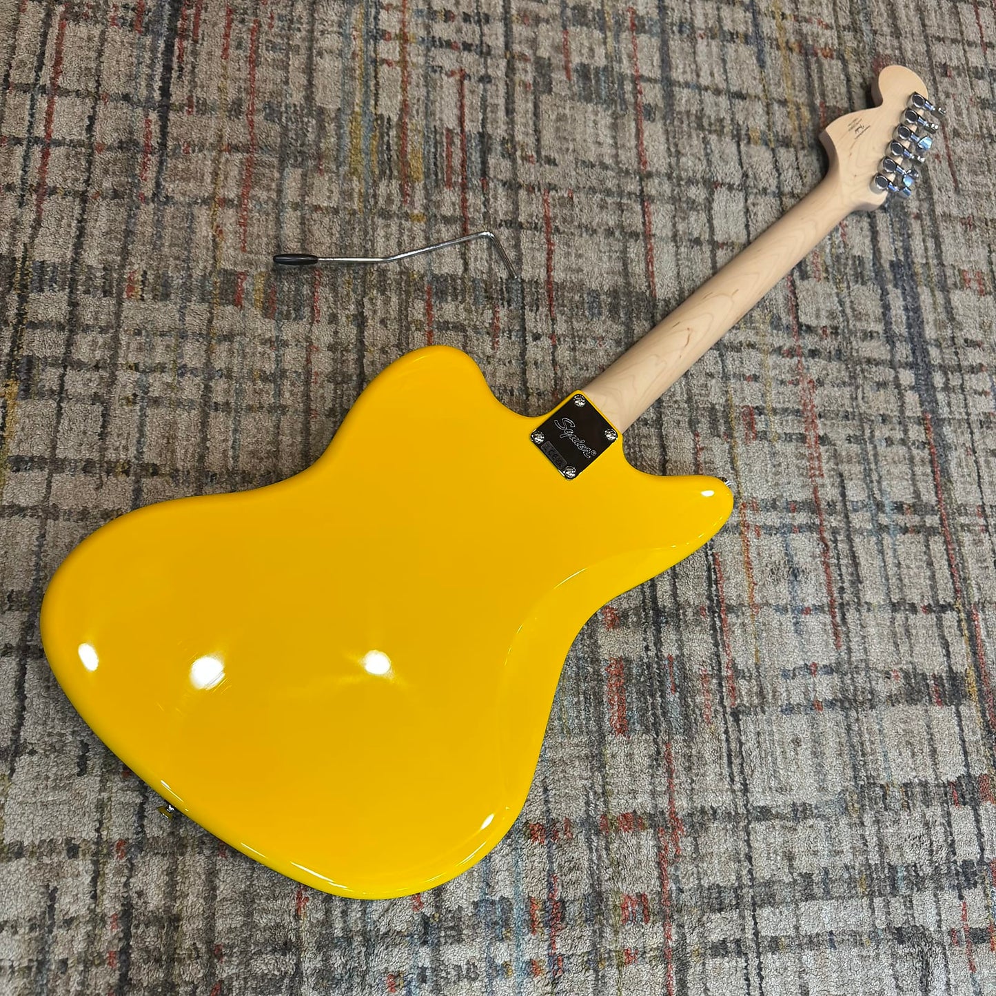 Squier FSR Affinity Jaguar  - Graffiti Yellow