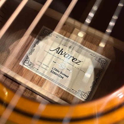 Alvarez LT60e Laureate Series 000-12 Fret Acoustic w/ FlexiCase - Sunset