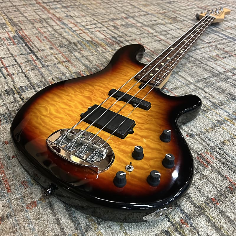 Used Lakland Skyline 44-02 Deluxe - 3 Tone Sunburst