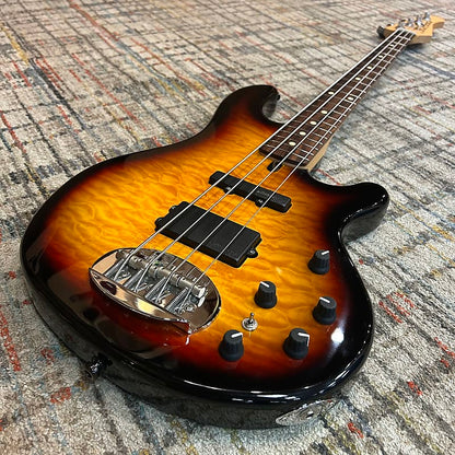 Used Lakland Skyline 44-02 Deluxe - 3 Tone Sunburst