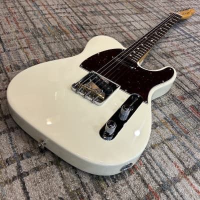 Fender American Professional II Telecaster USED  - Olympic White