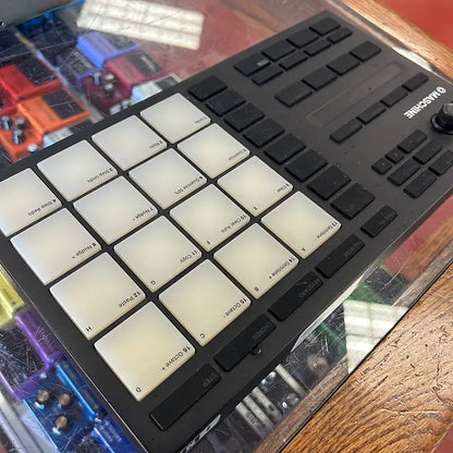 USED Native Instruments Maschine Mikro