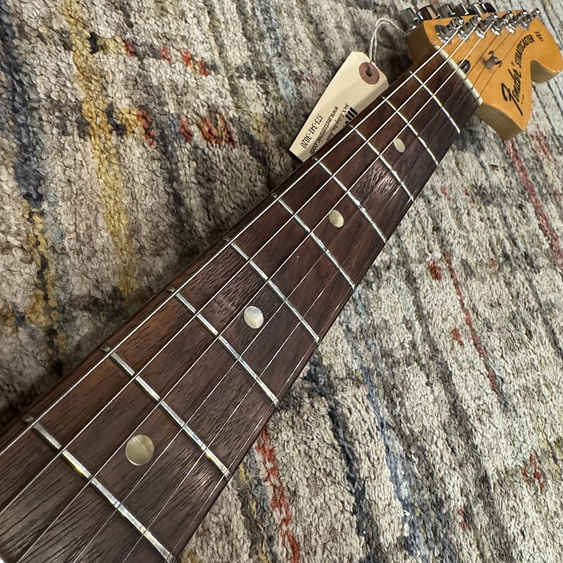 Fender 1972 Stratocaster with 3-Bolt Neck, Rosewood Fretboard - Natural