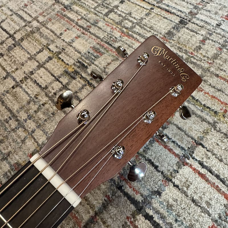 Martin Road Series 000E 14-Fret Retro Plus Mahogany - Natural w/ Soft Case