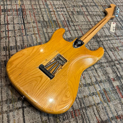 Fender 1972 Stratocaster with 3-Bolt Neck, Rosewood Fretboard - Natural