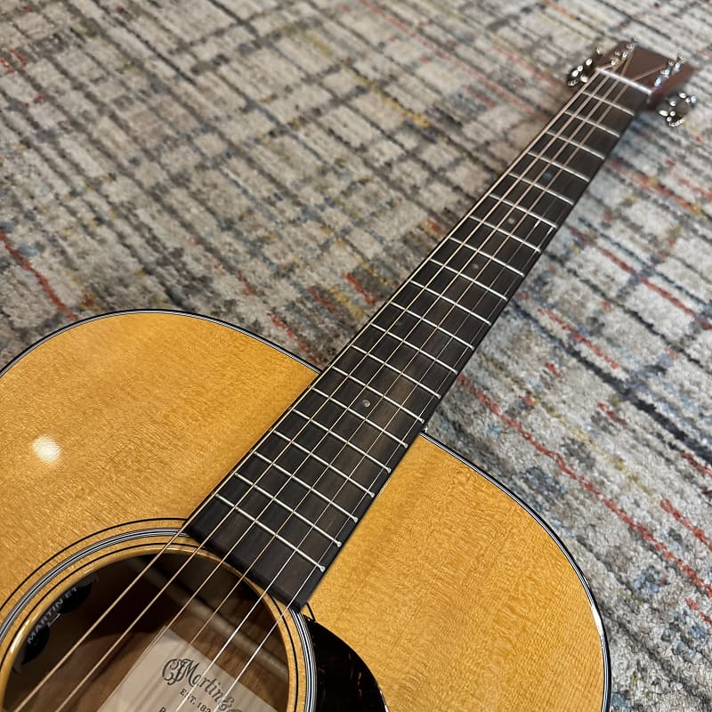Martin Road Series 000E 14-Fret Retro Plus Mahogany - Natural w/ Soft Case