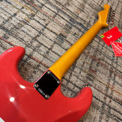 Fender DE LTD American Vintage II '61 Stratocaster w/ Case - Fiesta Red