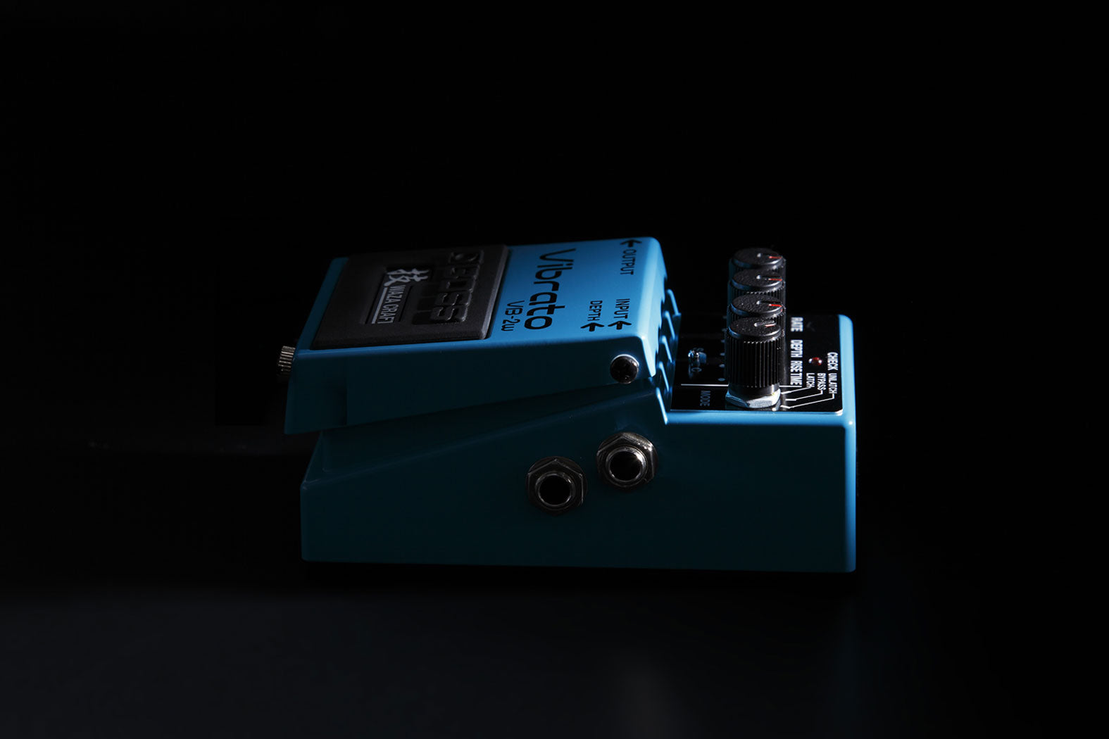 boss vb-2w waza craft vibrato pedal Boss VB-2W Waza Craft Vibrato Pedal – Metz Music