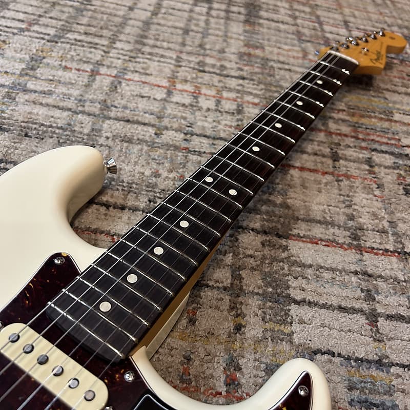 Fender American Professional II Stratocaster HSS- Olympic White