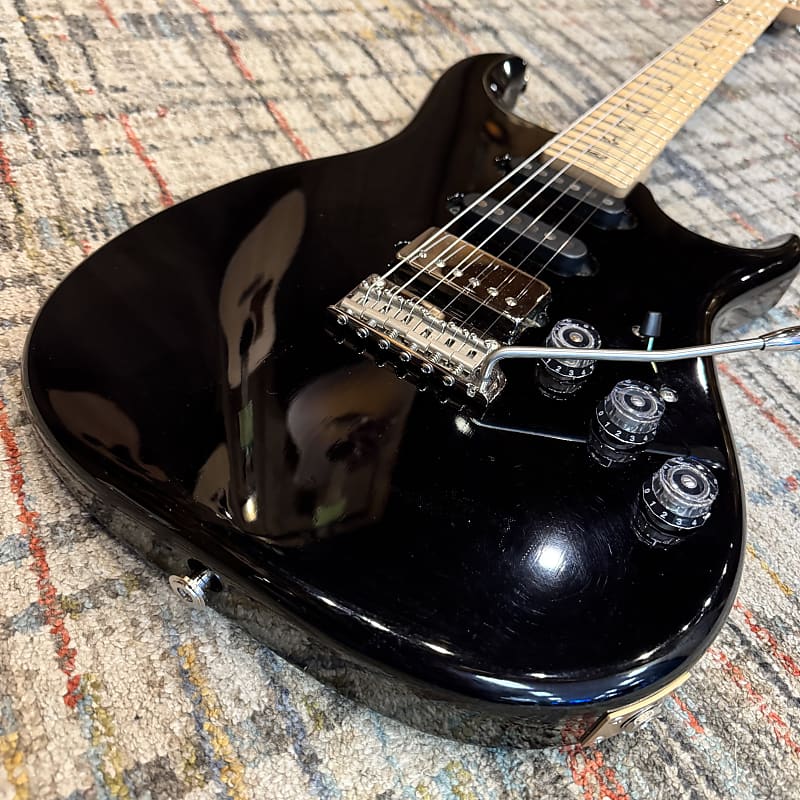 USED - Good Condition Paul Reed Smith Fiore (2021) - Black Iris w/ PRS Gig Bag