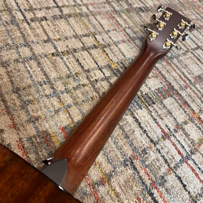 Martin Road Series 000E 14-Fret Retro Plus Mahogany - Natural w/ Soft Case