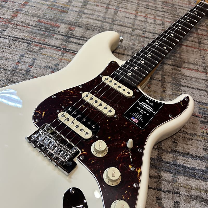 Fender American Professional II Stratocaster HHS RW - Olympic White w/ Case